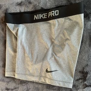 Nike Pro